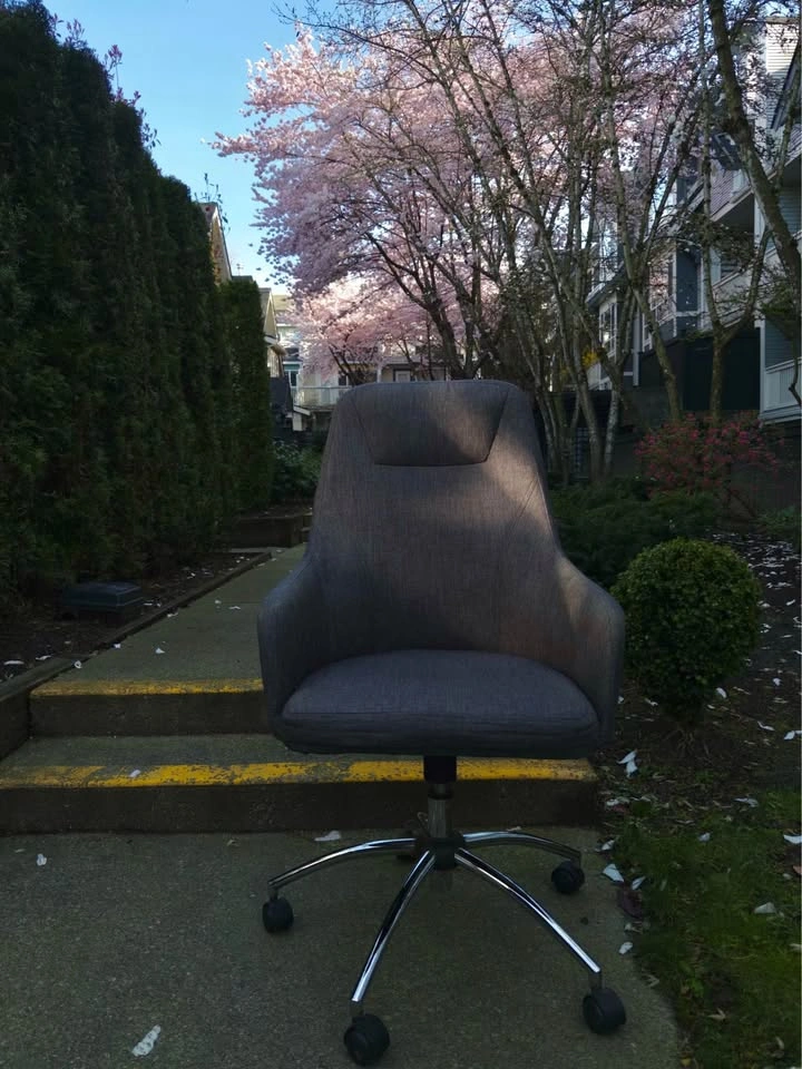 Grey Upholstered Office Chair