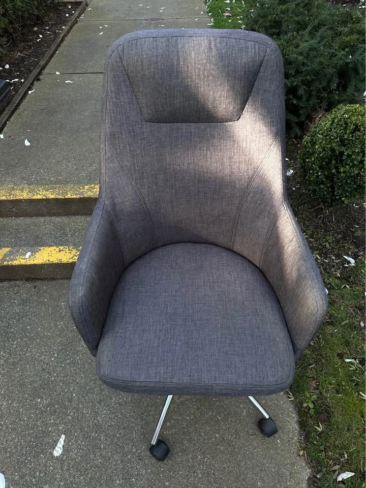 Grey Upholstered Office Chair - photo 2