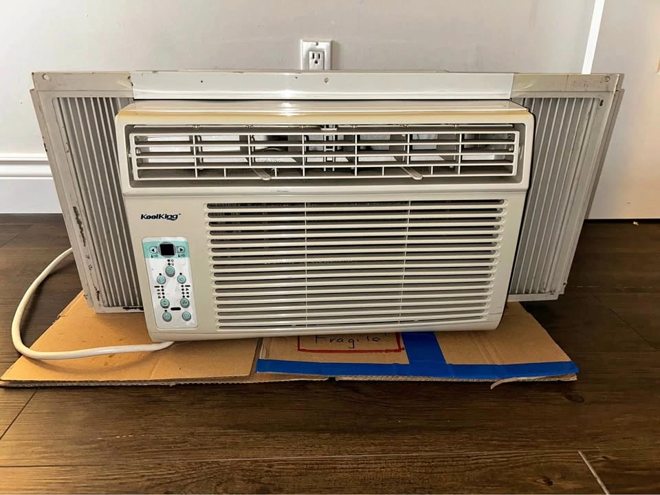 KoolKing 8000 BTU Window AC - MWK-08CRN1-BK3 - Tested & Clean