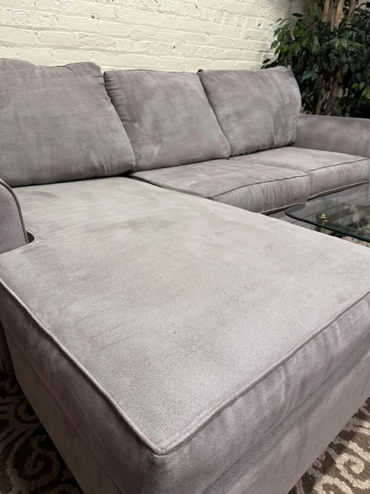 Light Grey Sectional Couch (Free Delivery) - photo 3