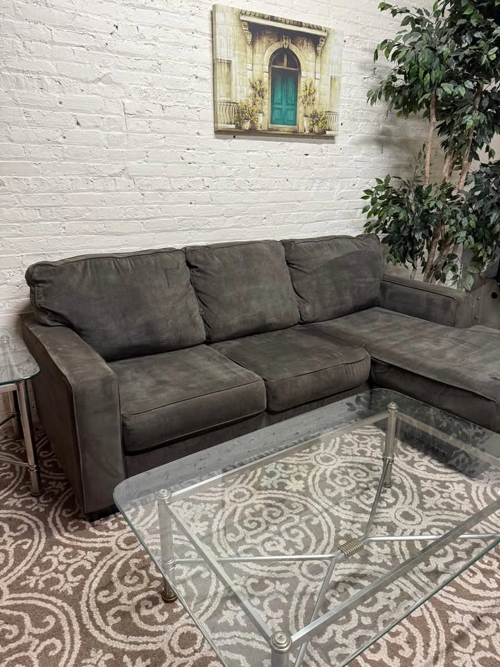 Dark Gray Sectional Couch (Free Delivery) - photo 3