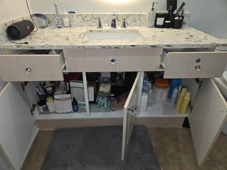 Light Wood Bathroom Vanity w Granite Countertop & Sink - photo 2