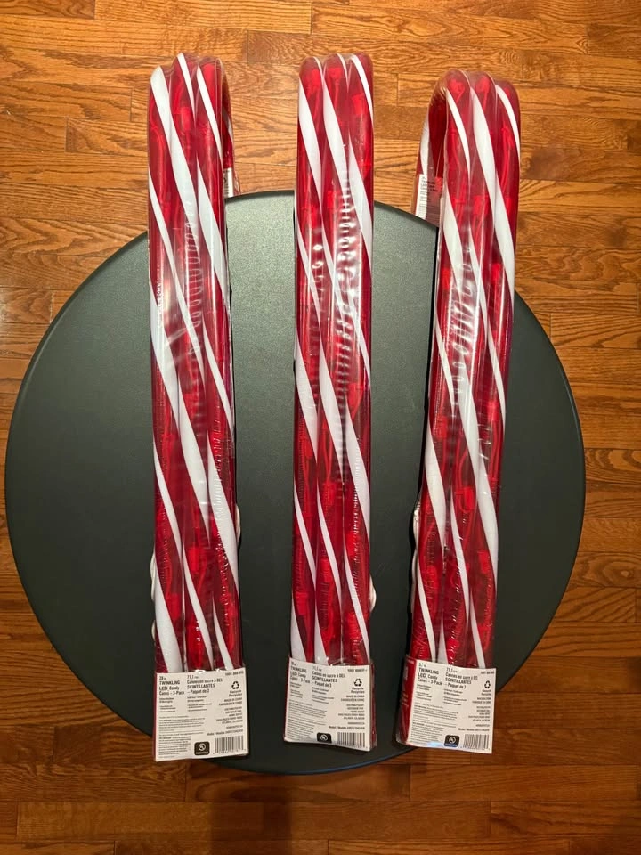 LED Light Up Candy Cane 3 Pack - photo 2