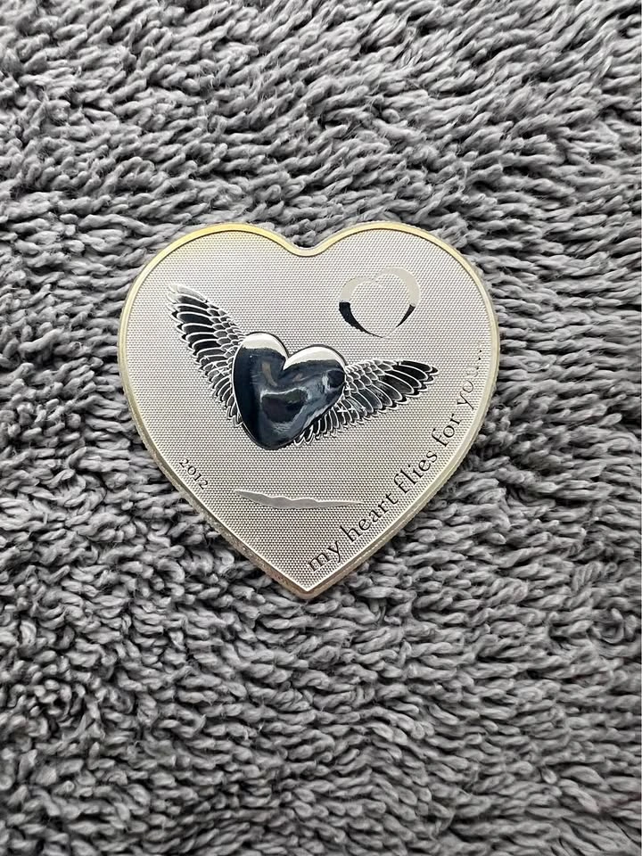 .999 Fine Silver Heart Collectable