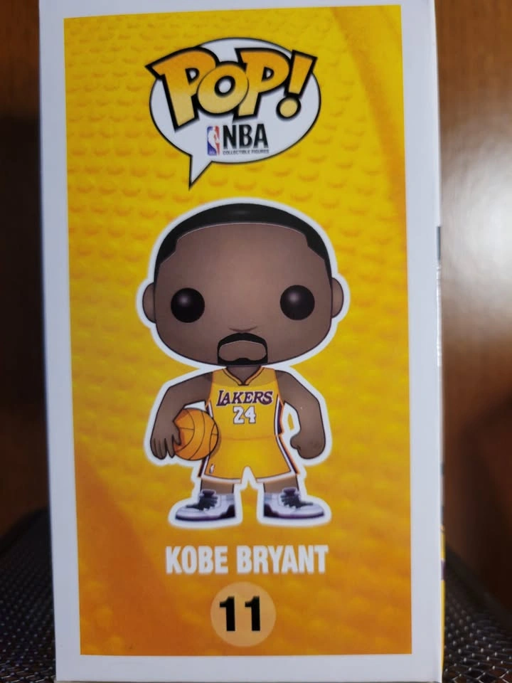 Kobe Bryant Los Angeles Lakers Replica POP Figure - photo 2
