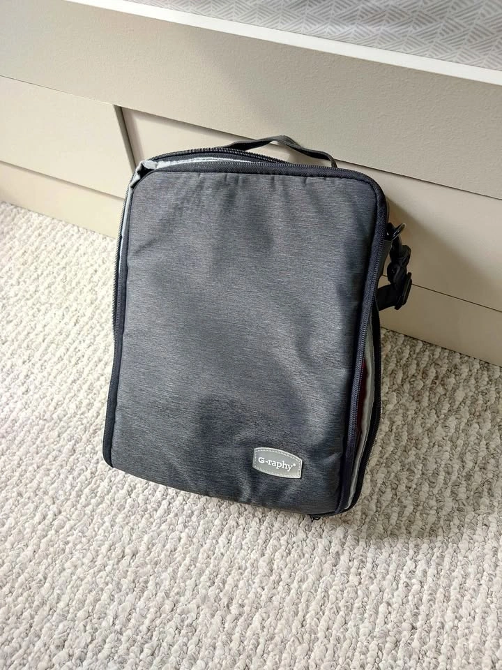 G-Raphy 13" x 10" Camera Bag