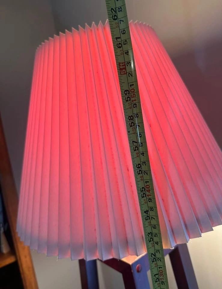Wooden lamp in perfect condition - photo 2