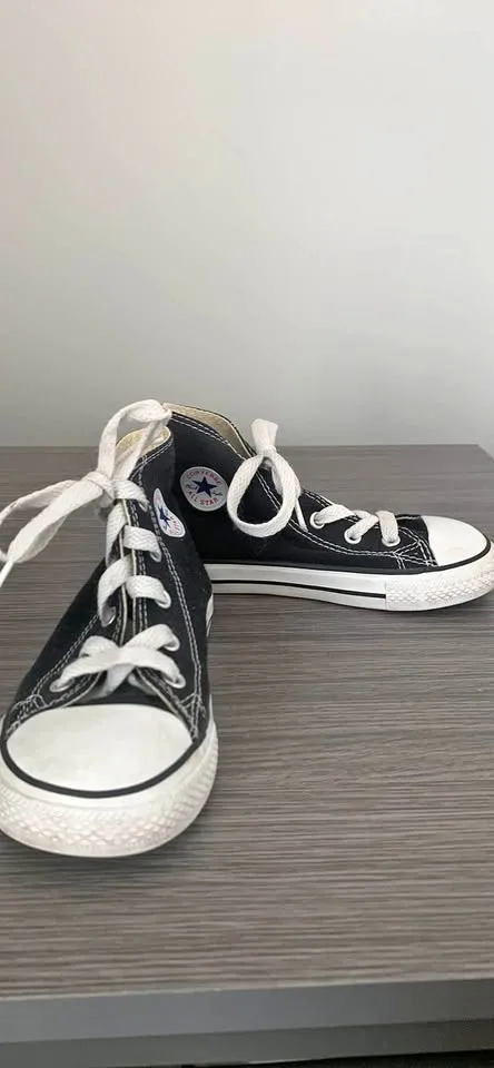 All star converse infant shoes thumbnail