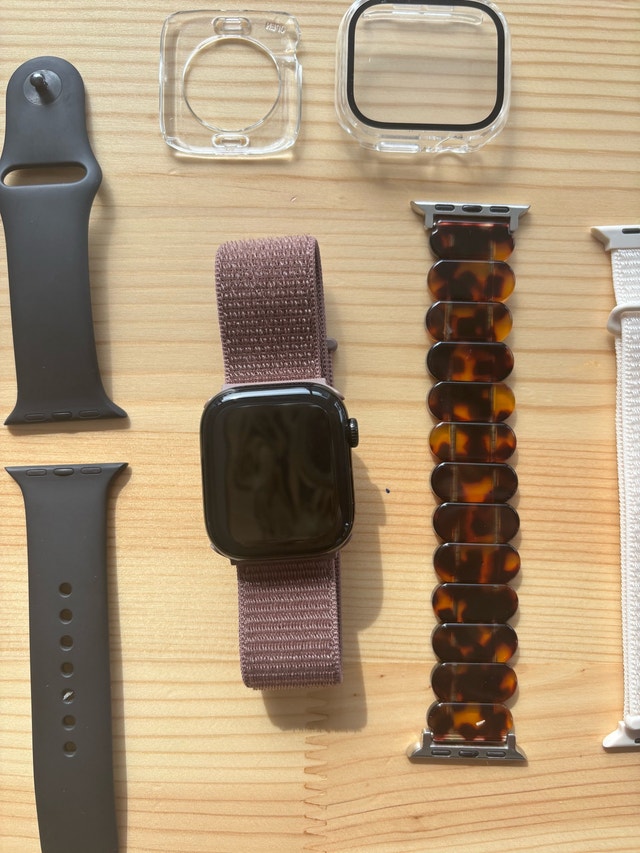 Apple Watch Series 10 42mm - Like New