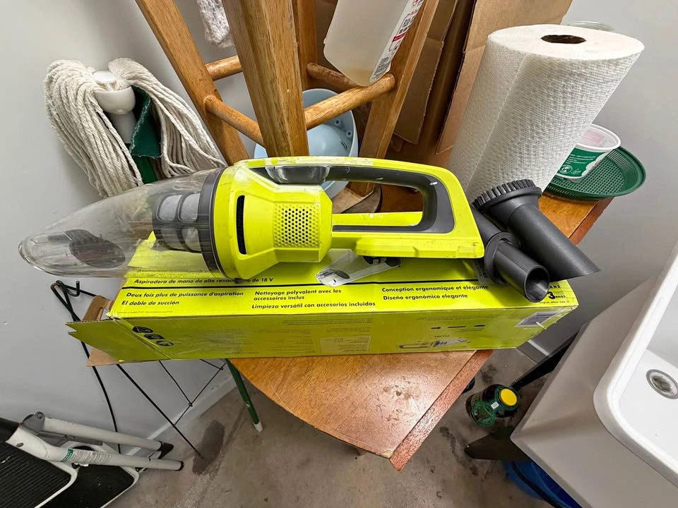 Ryobi ONE+ 18V Cordless Hand Vacuum