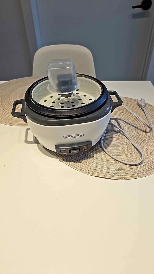 Rice Cooker – Simple & Reliable