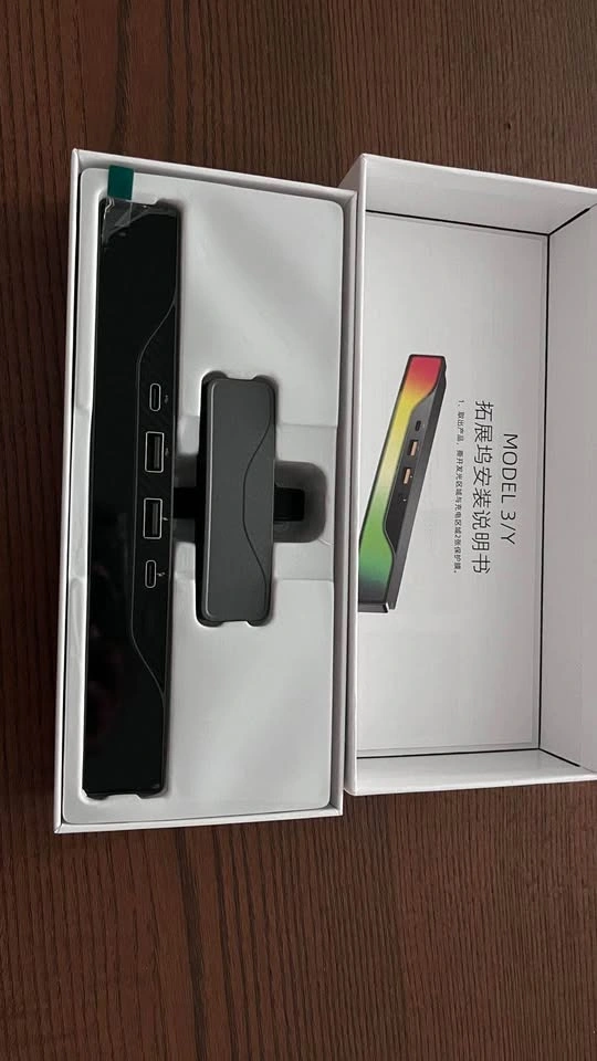 Type-C + USB Multi Port for Tesla - photo 2
