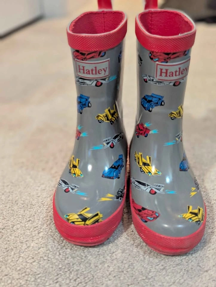 Like New Hatley Rainboots Size 10T - Racecars