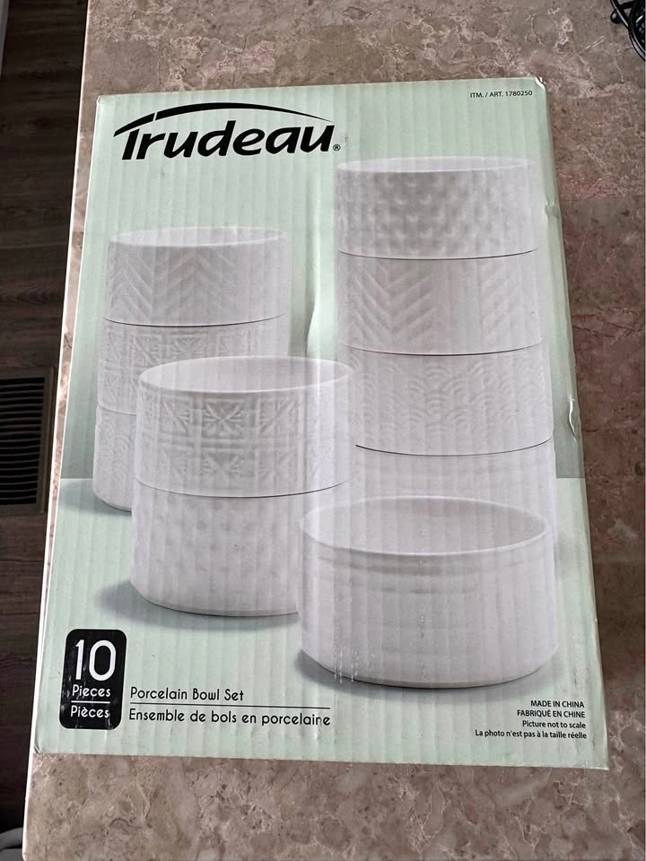 Brand new Trudeau 10 Pieces Porcelain Bowl Set