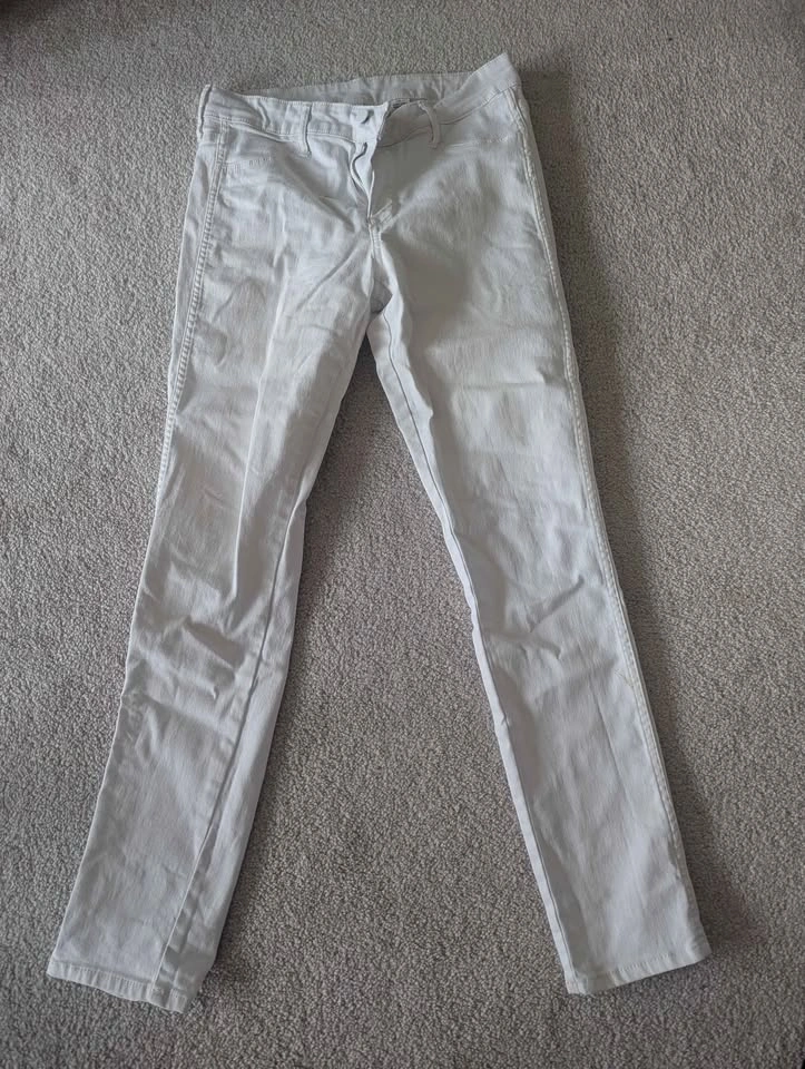 White Jeans Size 27, 29 & 4 - photo 2