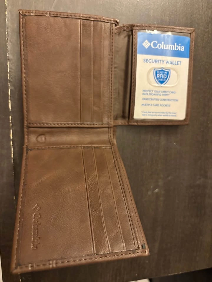 Columbia Men’s Bifold Wallet — Brown Leather - photo 3