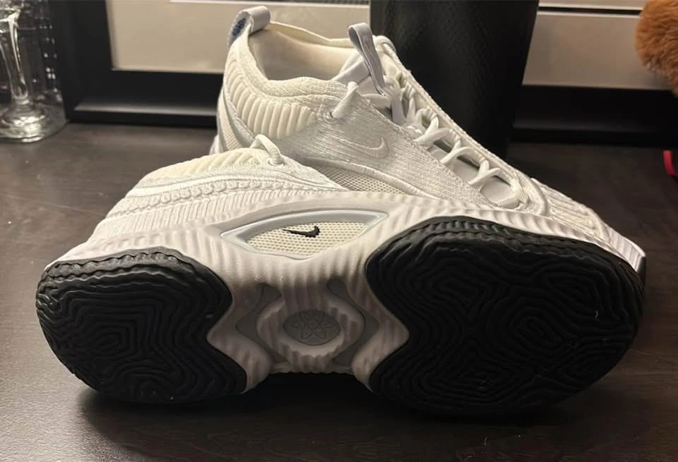 Nike Cosmic Unity 3 - photo 3