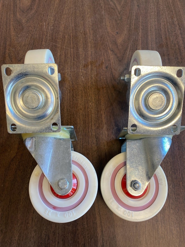 4” Swivel Casters - photo 3