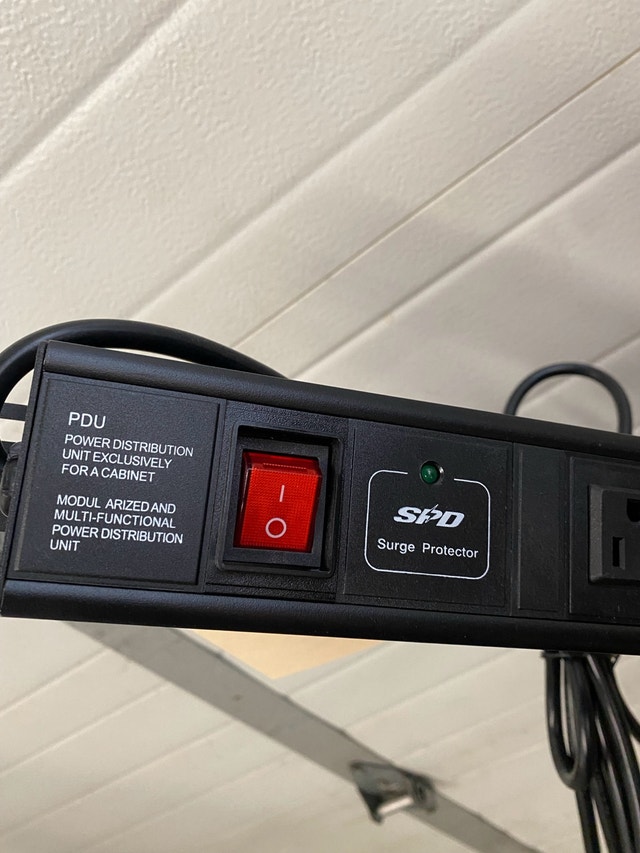 Power Bar 24 Outlet - photo 4