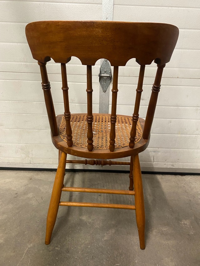 Gunstock Chairs with Caned Seats (Set of 8)🌱 - photo 2