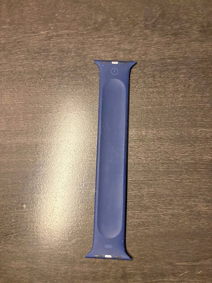 Original Apple Watch Sport Band (44mm)