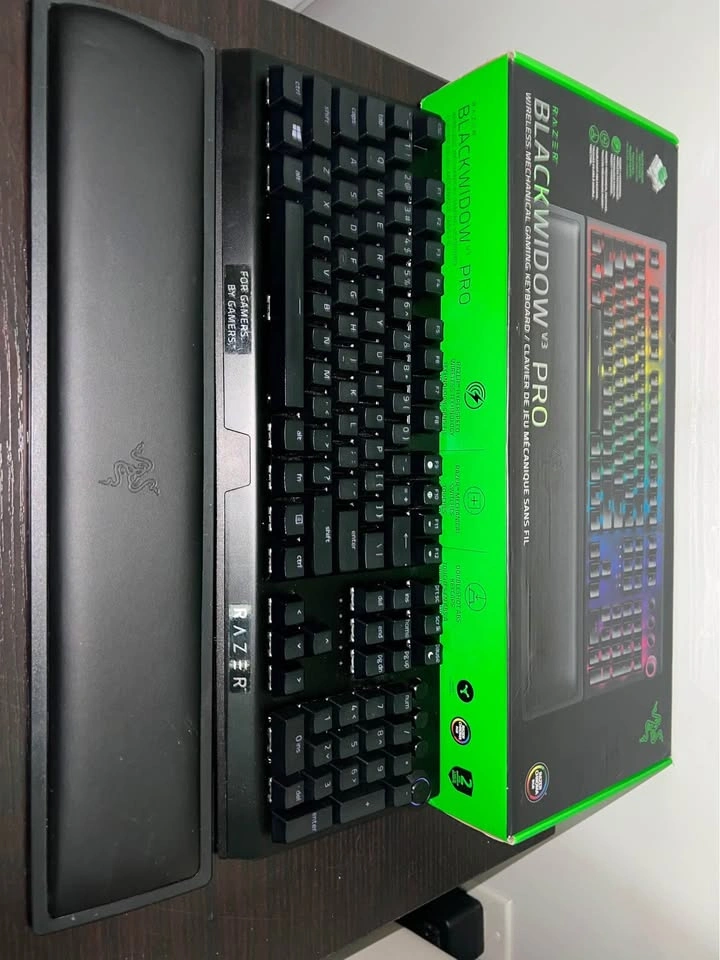 Razer BlackWidow V3 Pro Wireless Mechanical Gaming Keyboard - photo 4
