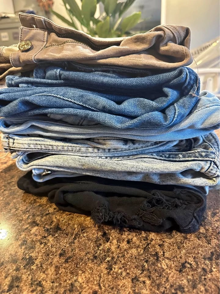 Six pairs of jeans, Ladies, size sm 0-5
