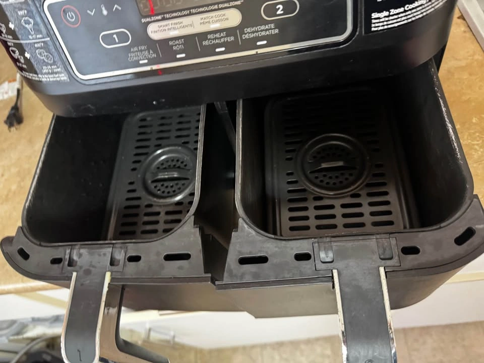 Ninja Air Fryer with DualZone - photo 2