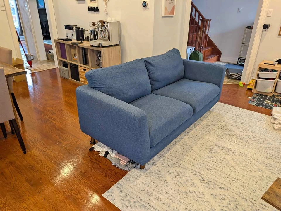Beautiful blue Structube couch!