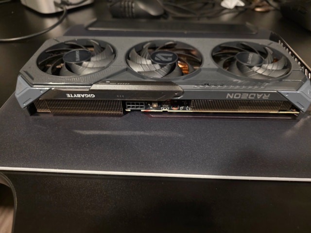 AMD RX 9060 xt 16gb - photo 3
