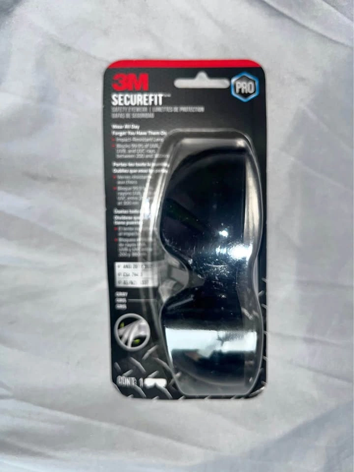 Brand New 3M™ SecureFit™ 400 Safety Eyewear – Grey Anti-Fog Lens