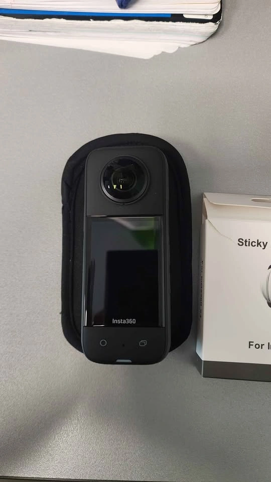 Insta360 X3 Bundle – 3 Batteries, Case, Lens Covers & Mic Set - photo 2