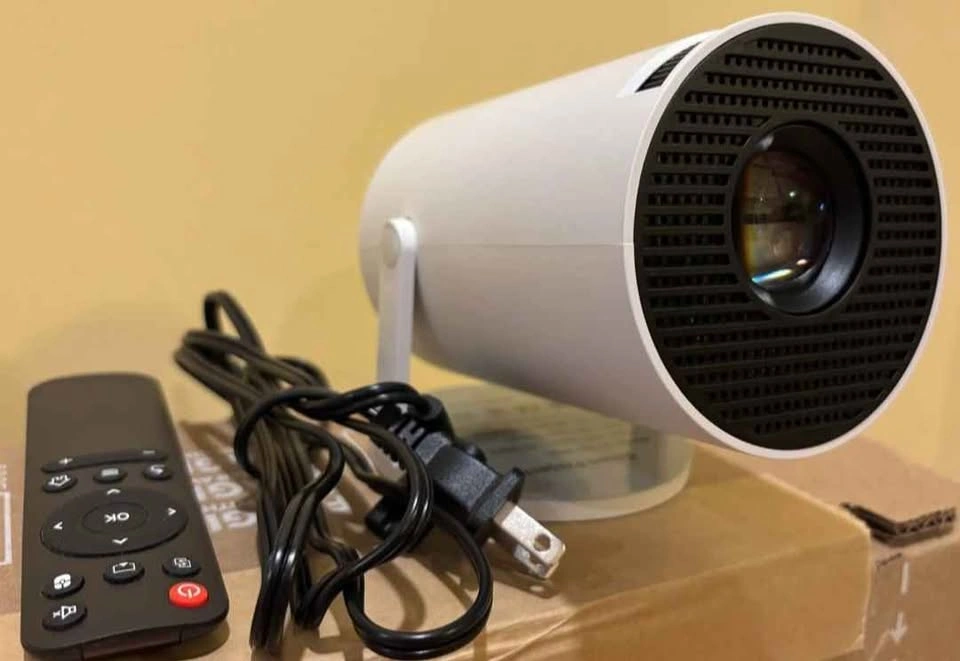 Mini Projector HY300 – Portable 4K/1080P Projector - photo 2