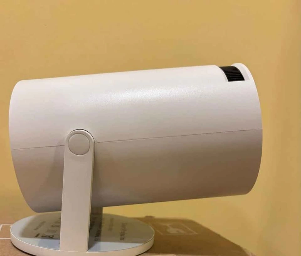 Mini Projector HY300 – Portable 4K/1080P Projector - photo 4