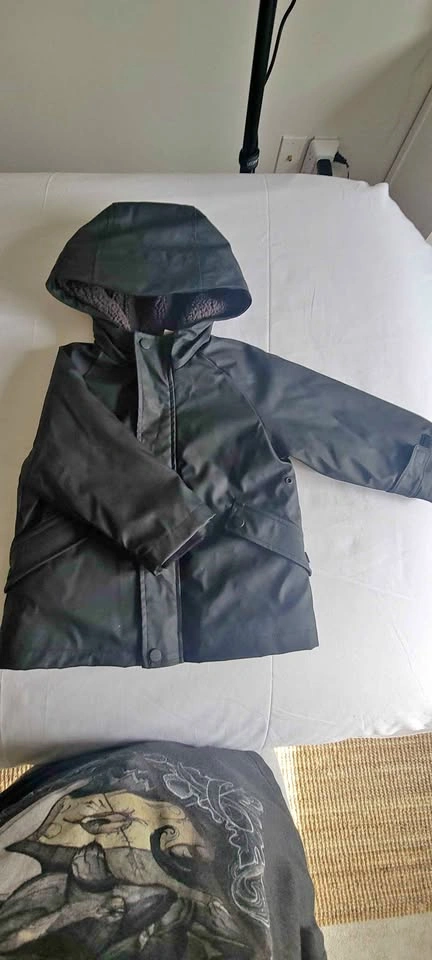 Zara Kids Black Fleece-Lined Rain Jacket (Size 2 Years) – Like N