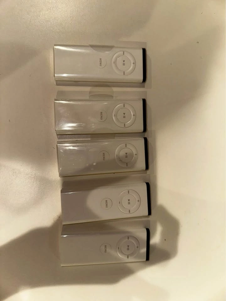 Apple TV Remote - 1st Gen