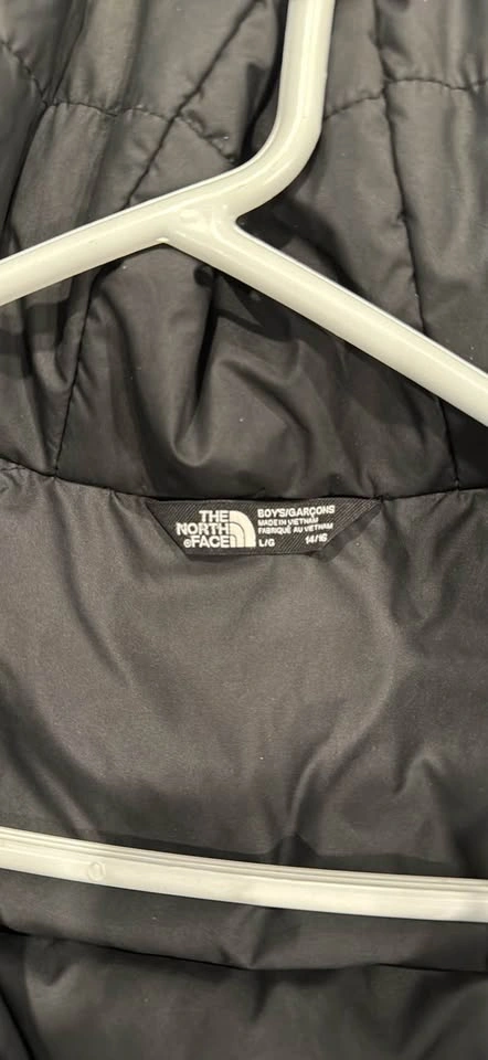 North Face Boys Black DryVent 600 Jacket L/G 14/16 - photo 2