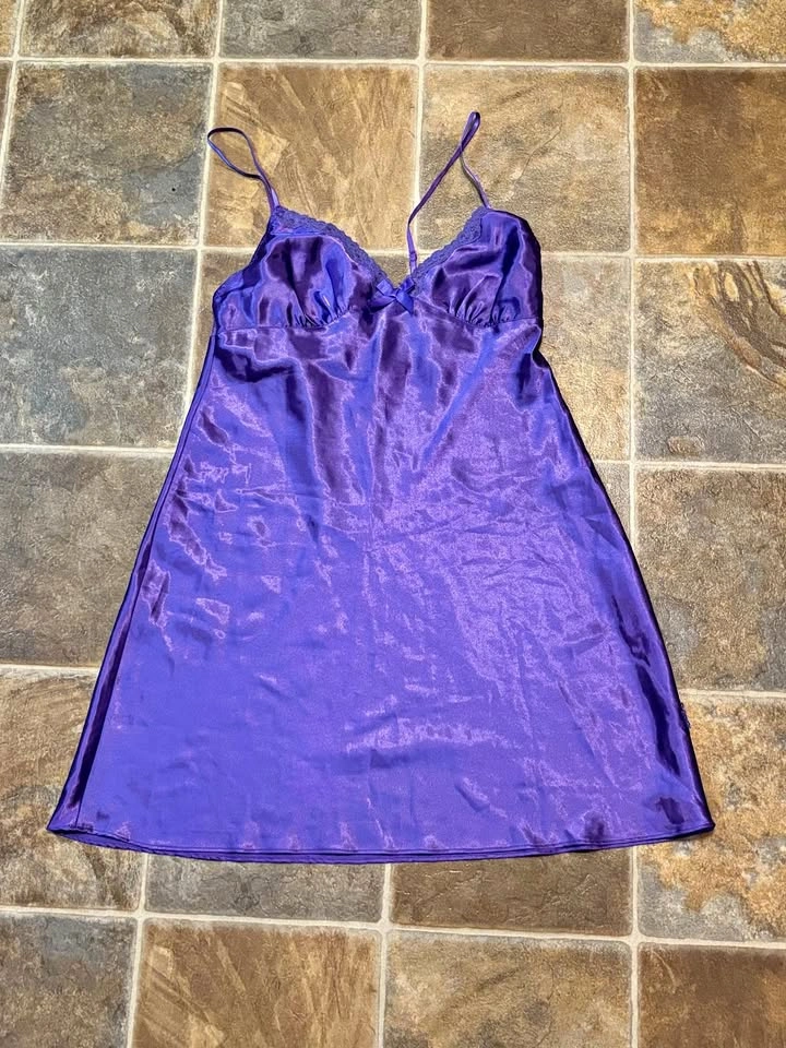 La Senza Purple Satin & Lace Slip - Size Medium