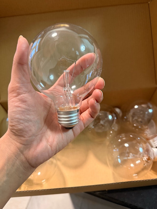 Light Bulbs - photo 2