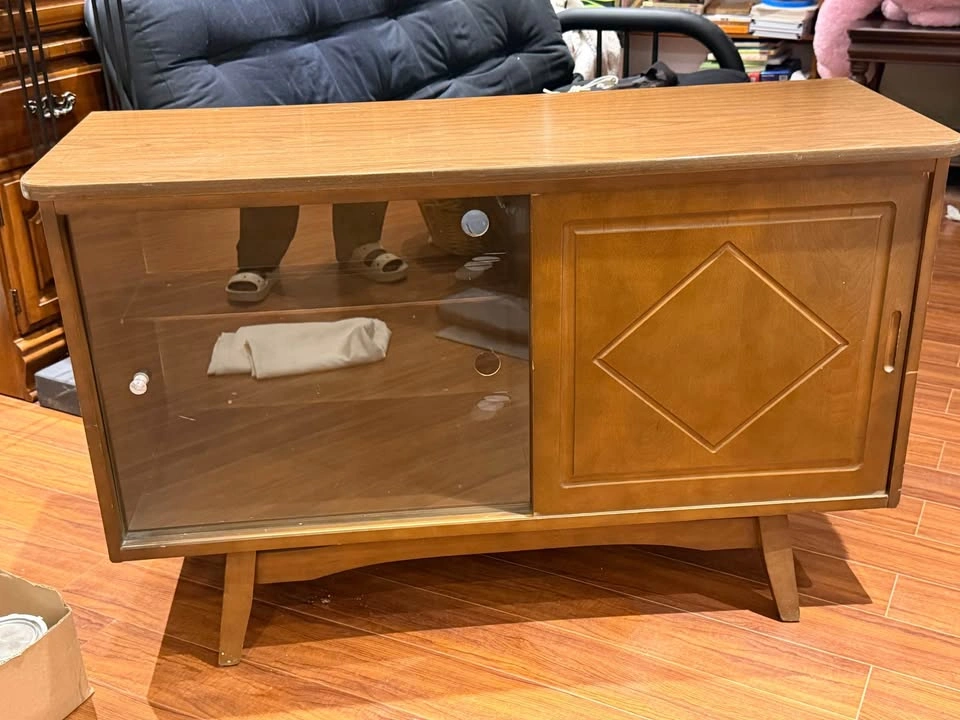 Mid century Credenza