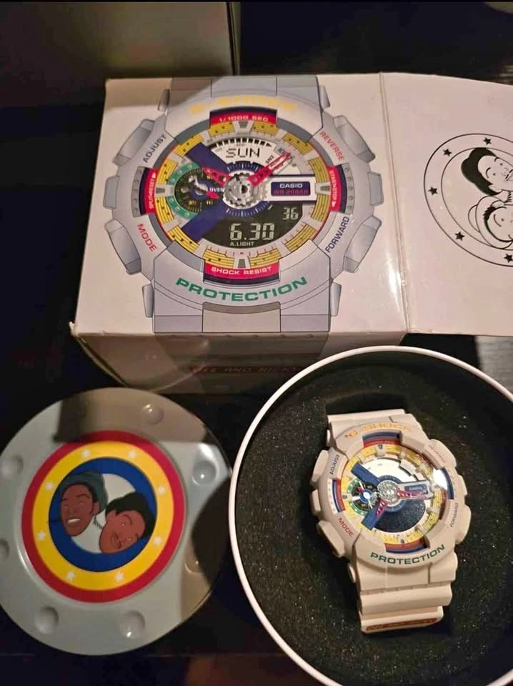 Rare G-Shock DW-6900 w/ White Case