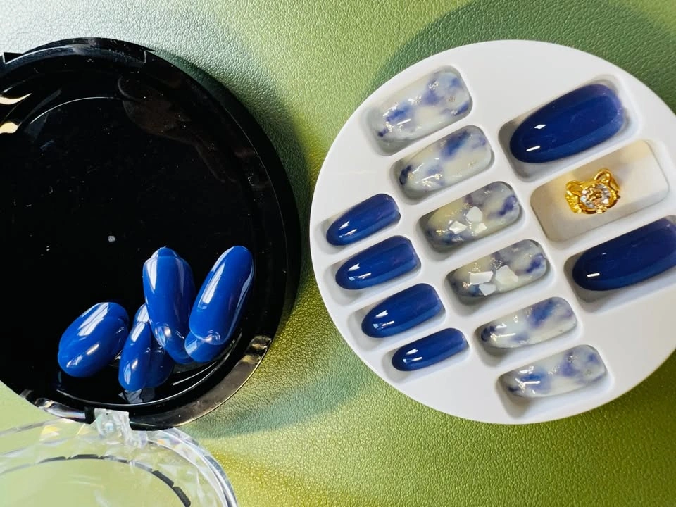 Royal Blue & Marble Press On Nails Set - photo 3