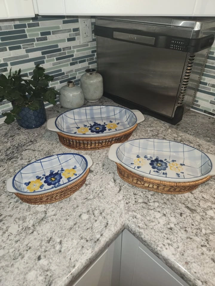 Vintage Nesting Dishes with Wicker Baskets - photo 2