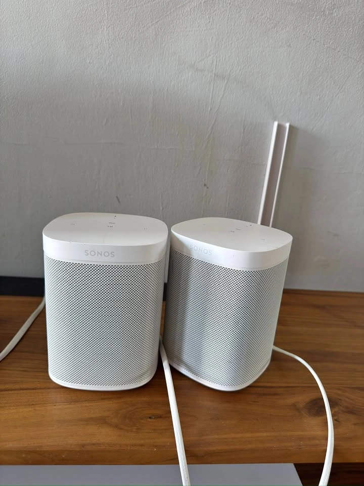 Sonos One Gen 2 Smart Speakers - Pair