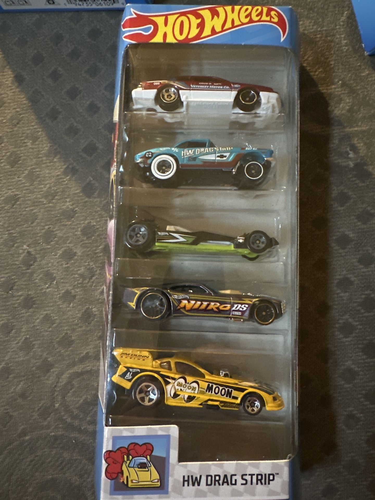 Hot Wheels Mopar 5-Pack Diecast Cars - photo 4