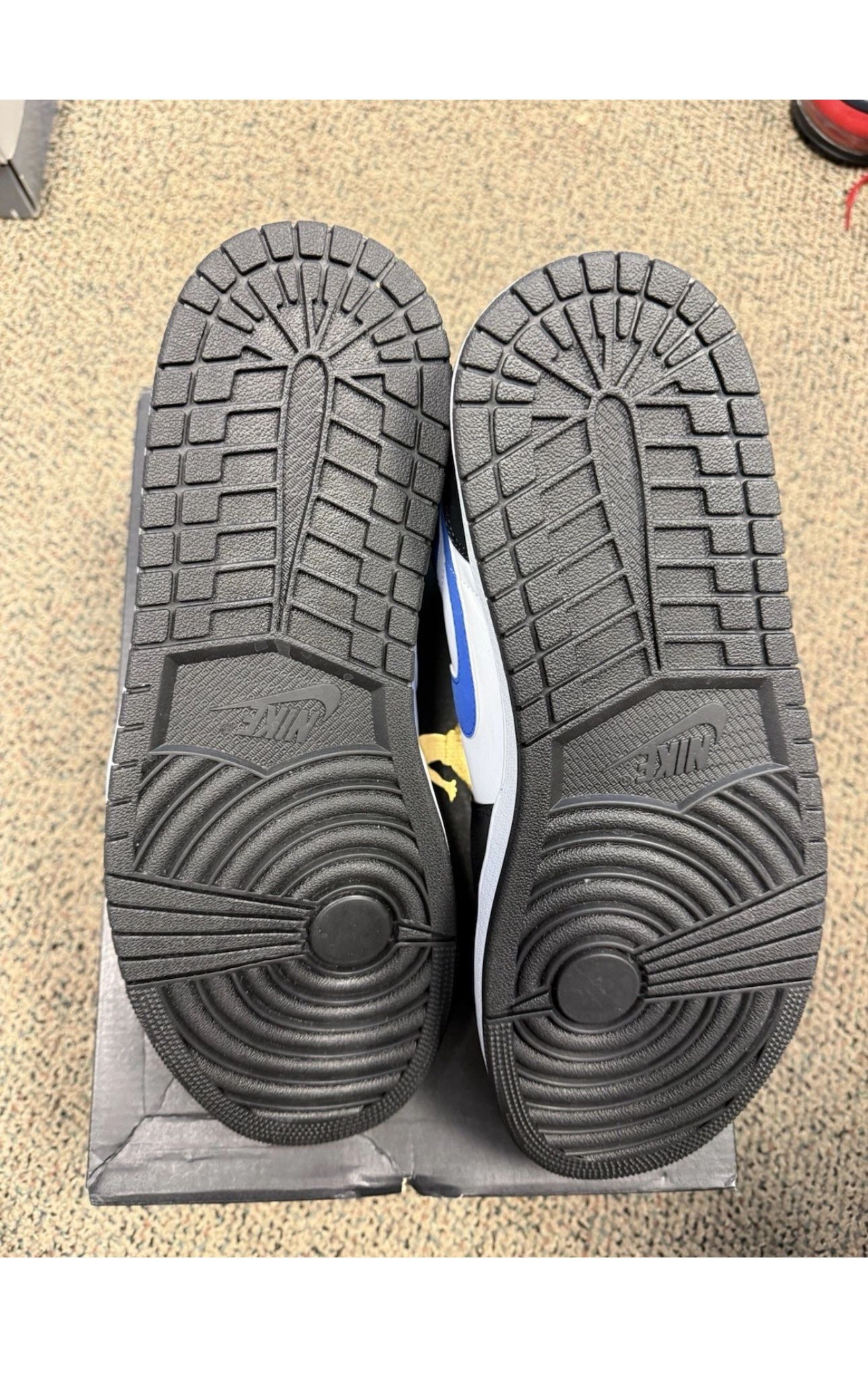 Air Jordan 1 Mid Men's Shoes - photo 3