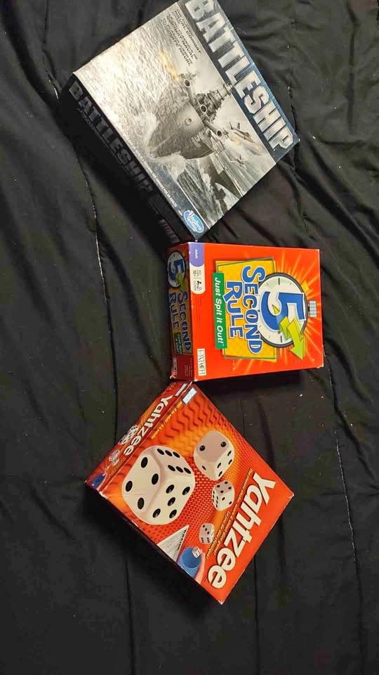 Board Games Bundle! Battleship, 5 Second Rule, Yahtzee