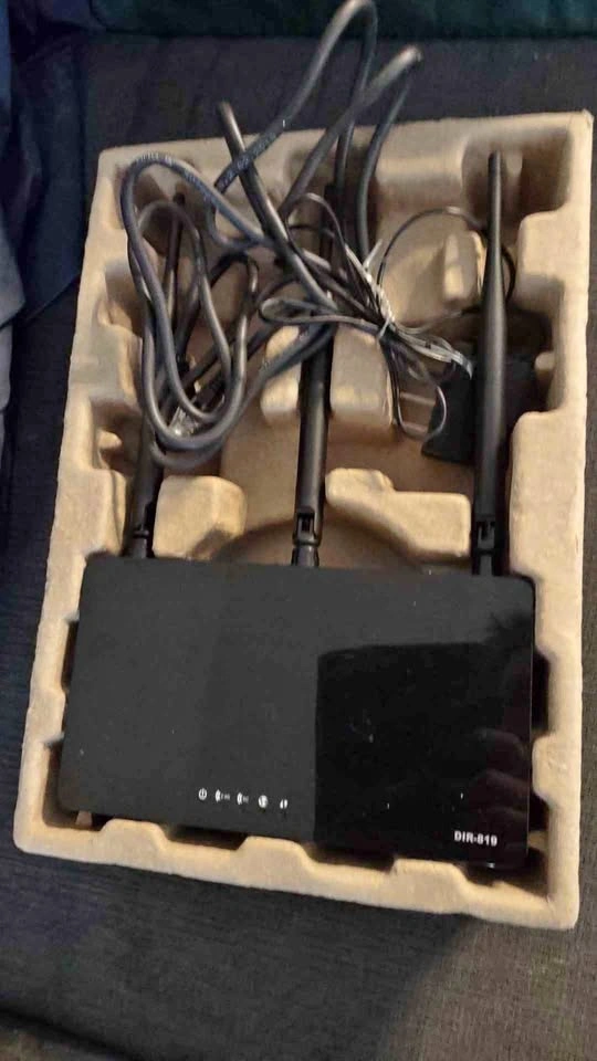 D-Link DIR-819 Router