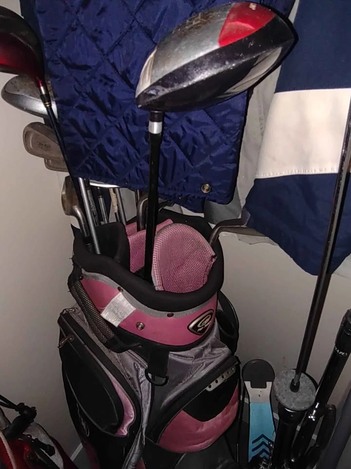 Women's Golf Clubs and Bag - Right Handed - photo 2