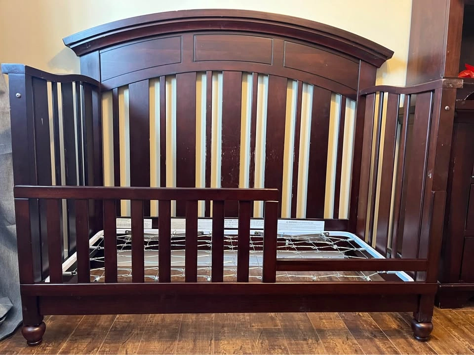 Westwood Designs 4-in-1 Convertible Crib to Teen Bed - photo 3